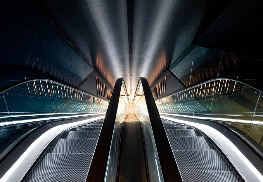 Skitterphoto. Escalator at forum Groningen
